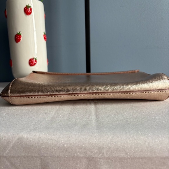 Kate Spade Gold Metallic Shoulder Bag with Chain Strap EUC - Picture 6 of 9